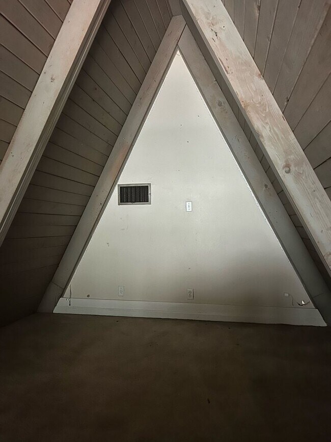 Building Photo - 1 bedroom, 2 lofted conforming rooms/ 1.5 bathroom A frame in southwest Columbia