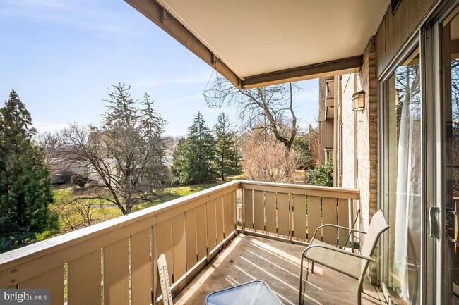 Building Photo - 103 Cross Keys Rd