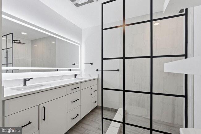 Building Photo - 10429 Red Granite Terrace