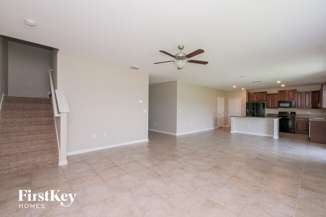 Building Photo - 6805 Trent Creek Dr
