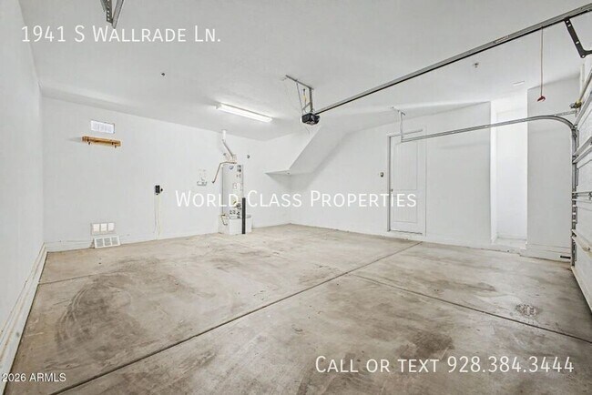 Building Photo - 1941 S Wallrade Ln