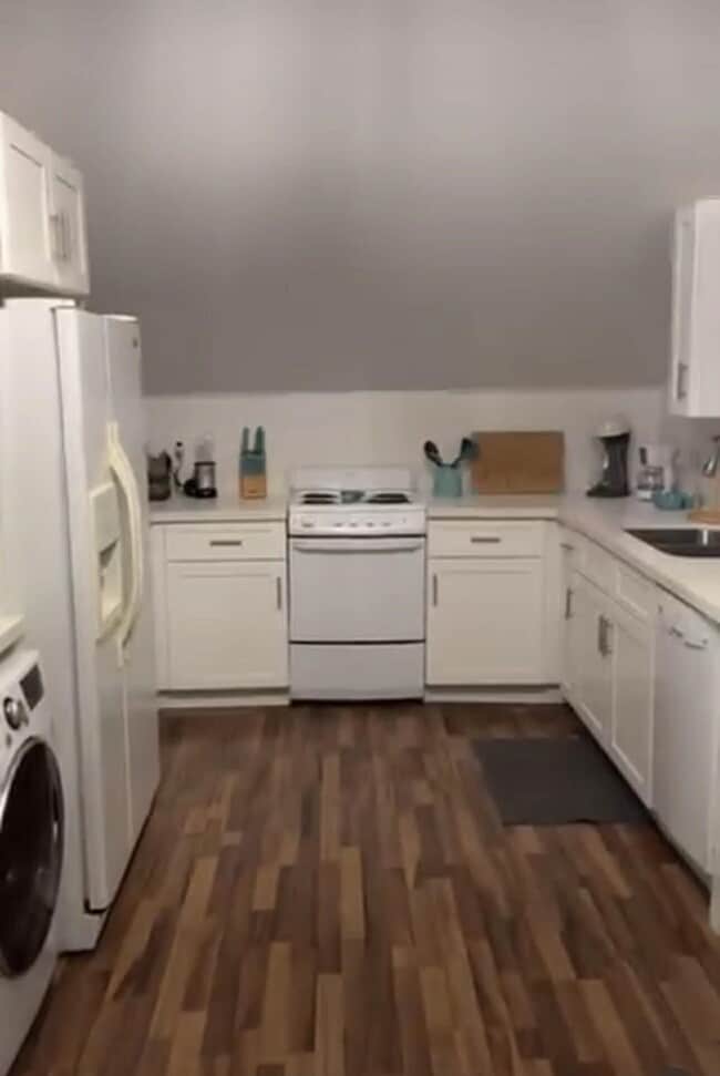 Building Photo - 17130 127th Dr N