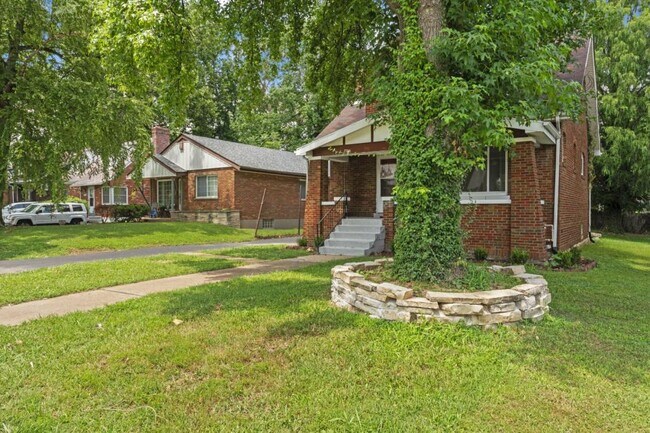 Building Photo - 7241 St Andrews Pl