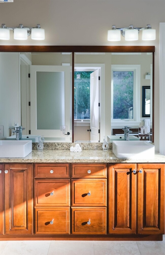 Building Photo - 5700 Alhambra Valley Rd