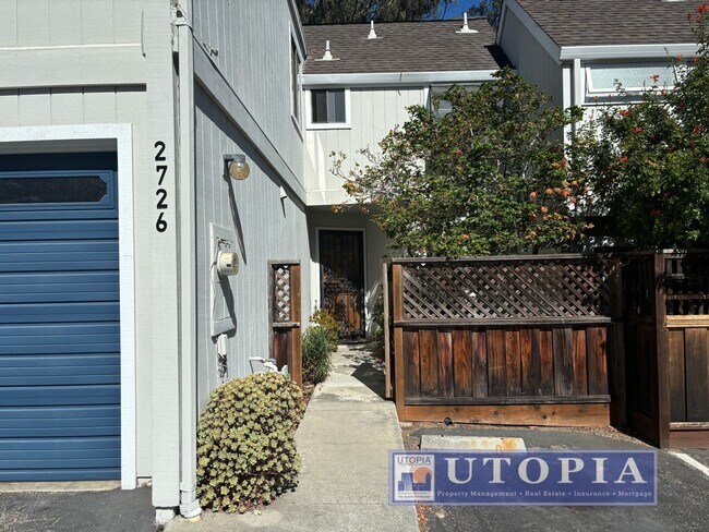 Building Photo - Charming Santa Cruz Townhouse: 3 Beds, 2.5 Baths with Private Patio, Spacious Layout, and Prime L...