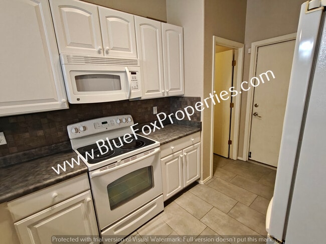 Building Photo - 5257 N Crowley Ln