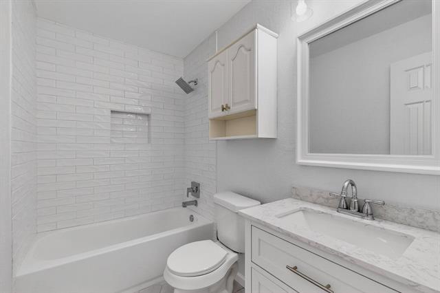 Building Photo - 328 Cortland Cir