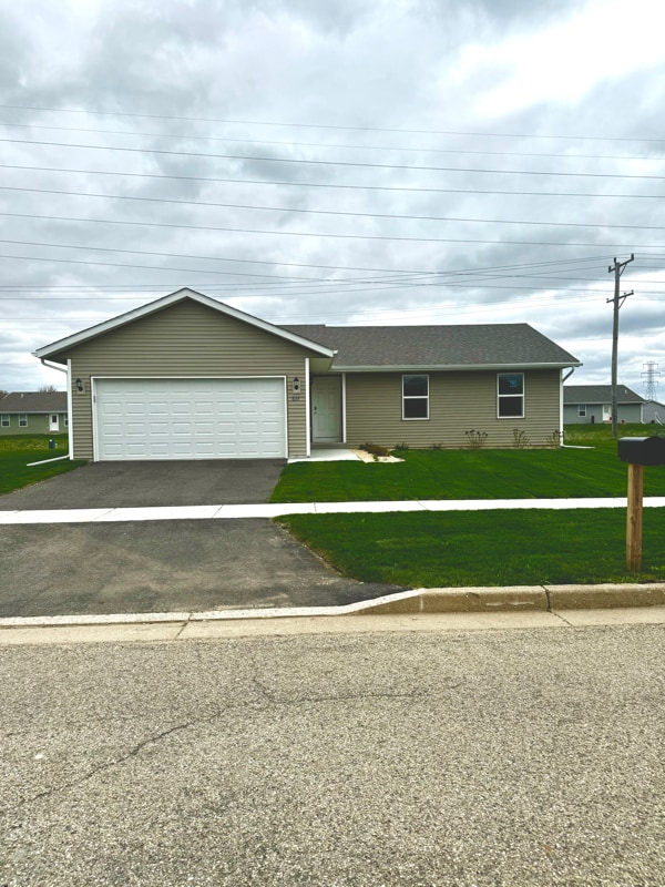 Building Photo - 839 Foley Rd