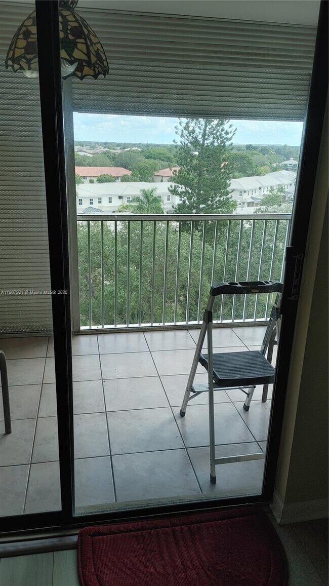 Building Photo - 3575 Brokenwoods Dr