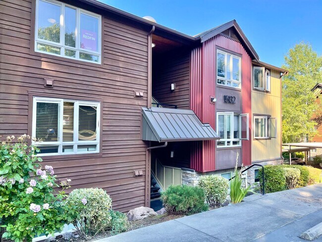 Building Photo - Great Condo For Rent