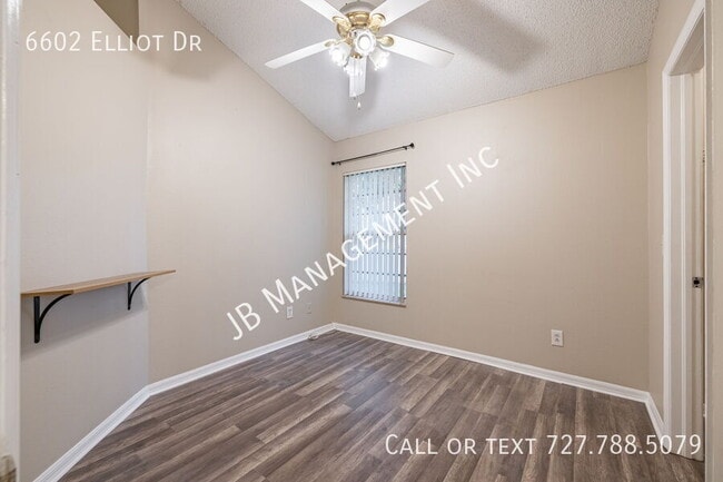 Building Photo - 6602 Elliot Dr