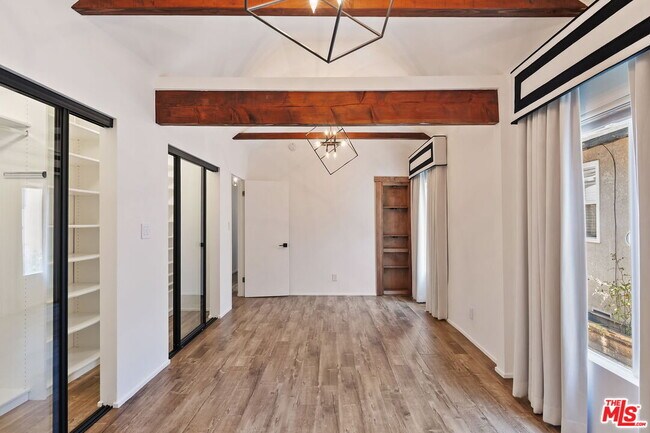 Building Photo - 3358 Silver Lake Blvd