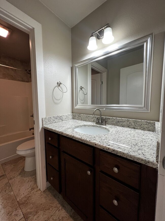 Building Photo - Riverside Bungalow