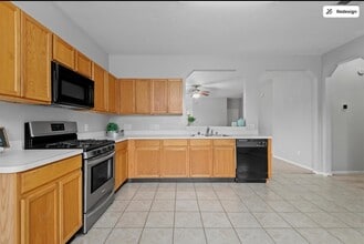 Building Photo - 911 Pinecreek Point Ct