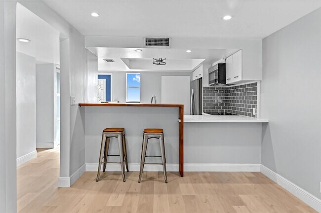 Building Photo - 4500 N Flagler Dr