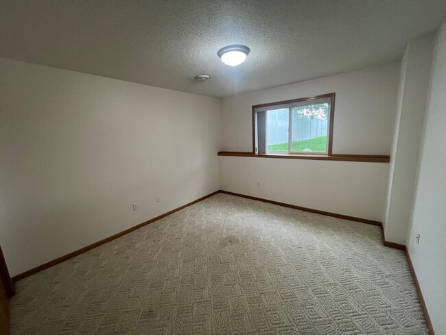Building Photo - 4702 Curran Ct