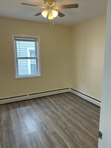 Building Photo - 133 Fenner St