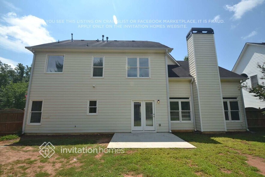Building Photo - 9175 Waterford Ln