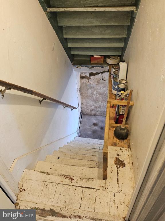 Building Photo - 300 Brenneman Rd