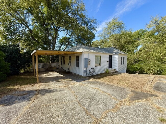Building Photo - 123 Leeper St