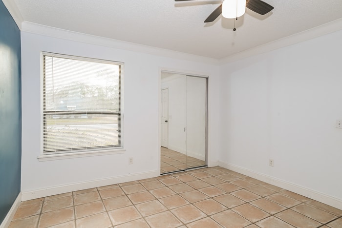 Building Photo - 1728 Indian Springs Dr