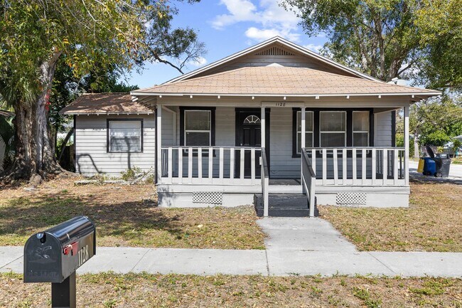 Building Photo - 1128 Belleair Rd