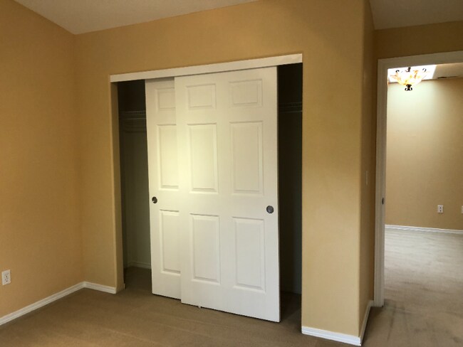 Building Photo - 7503 NE 61st Way