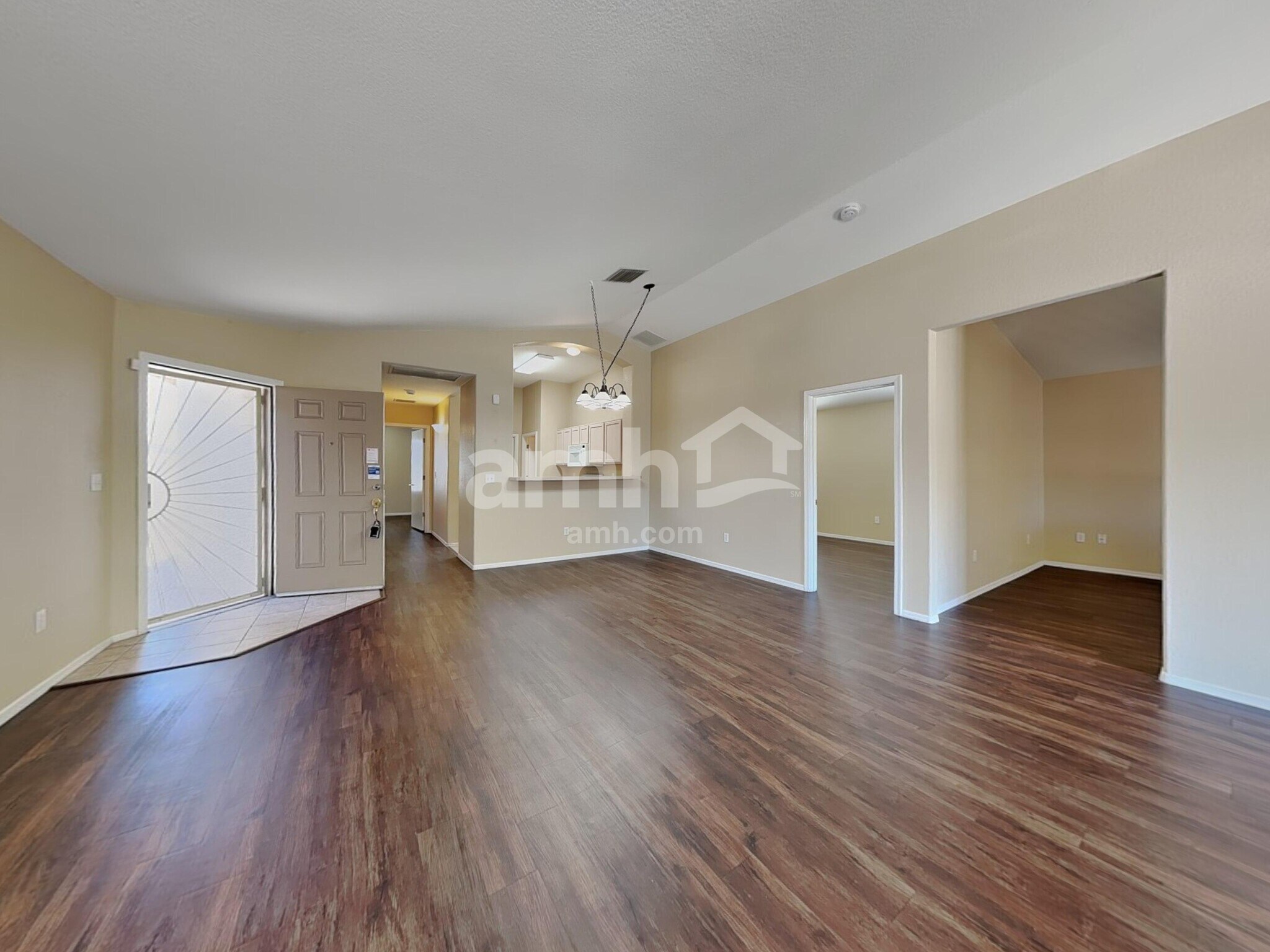 Building Photo - 2435 W Waterway Pl