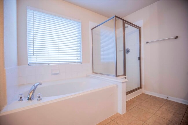 Building Photo - 187 Fairwind Trail Dr