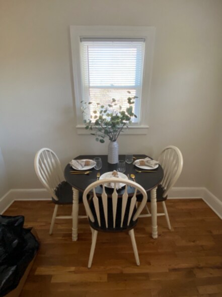 Building Photo - 245 Wooding Ave