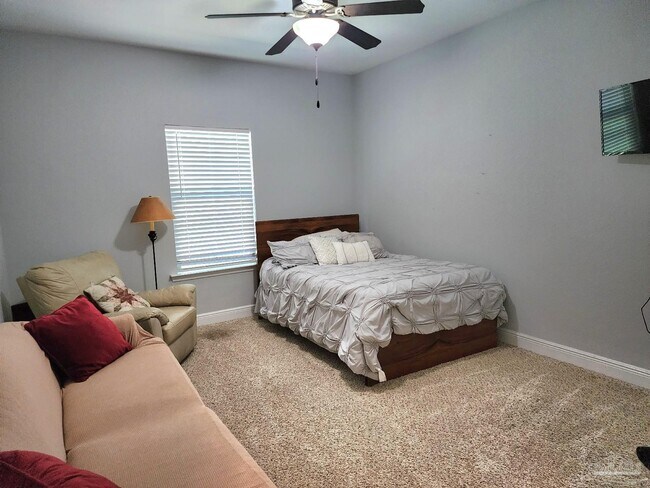 Building Photo - 662 Wild Heron Way