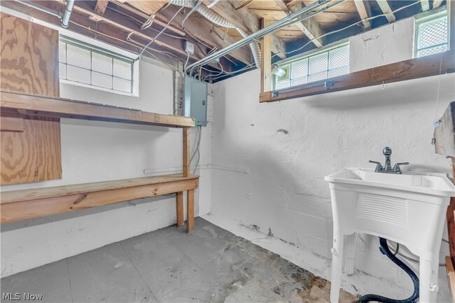 Building Photo - 13702 Wainstead Ave