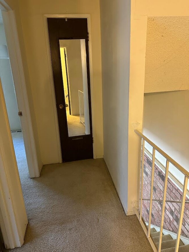 Building Photo - 1908 El Paso Ave