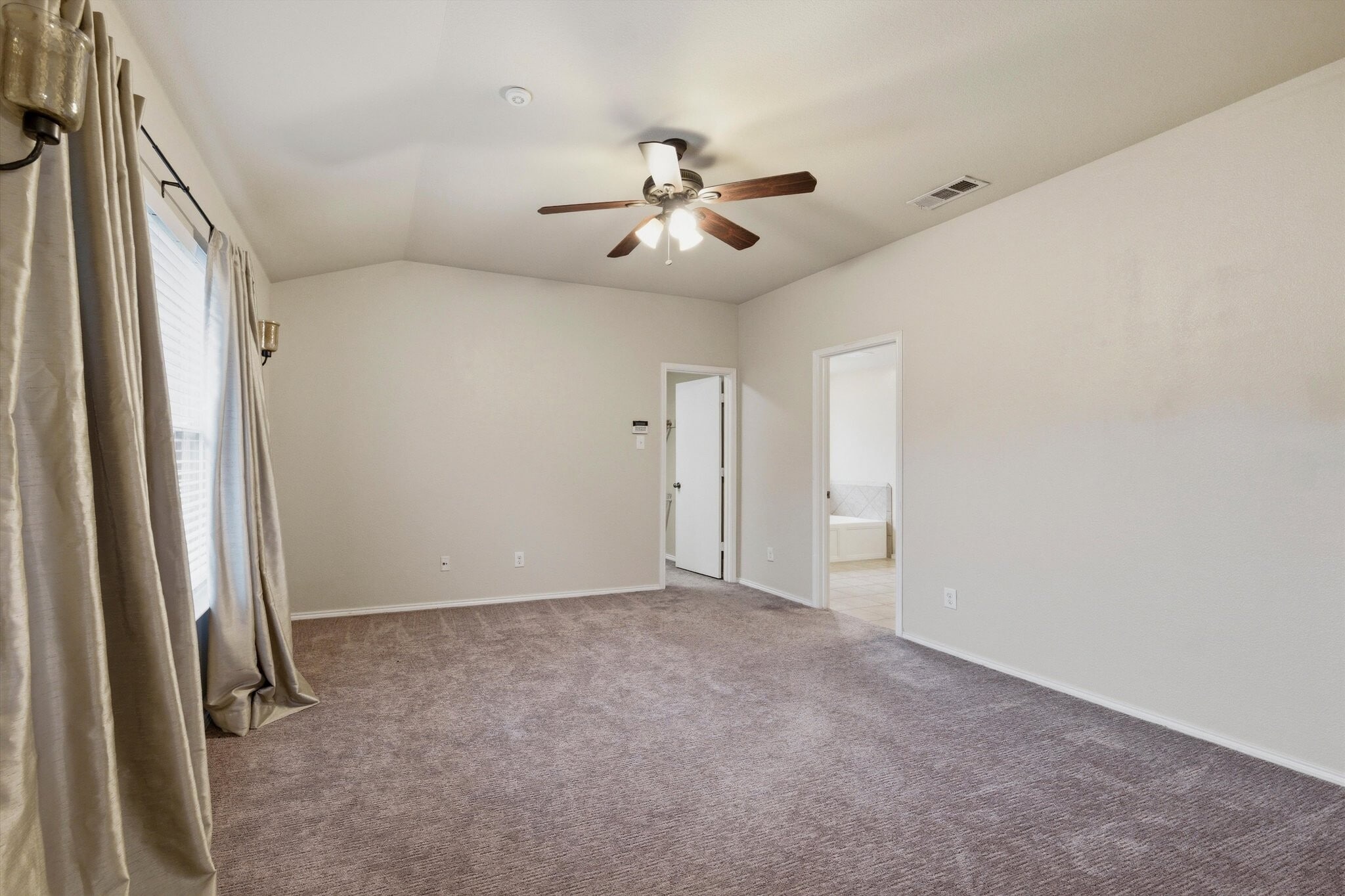 Building Photo - 5917 Stone Mountain Rd