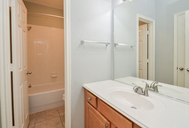 Building Photo - 3010 Rosebud Dale Ct