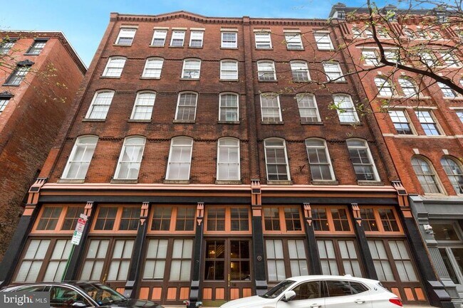 Building Photo - 12 Letitia St