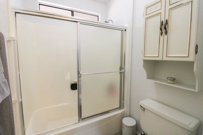 Building Photo - 2 Bedroom Townhouse with 2-Car Garage in The Villages near Downtown SLO