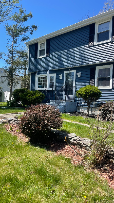 Primary Photo - 73 Addison St