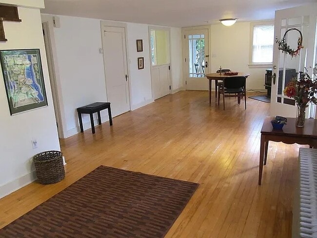 Building Photo - 387 Brooktondale Rd