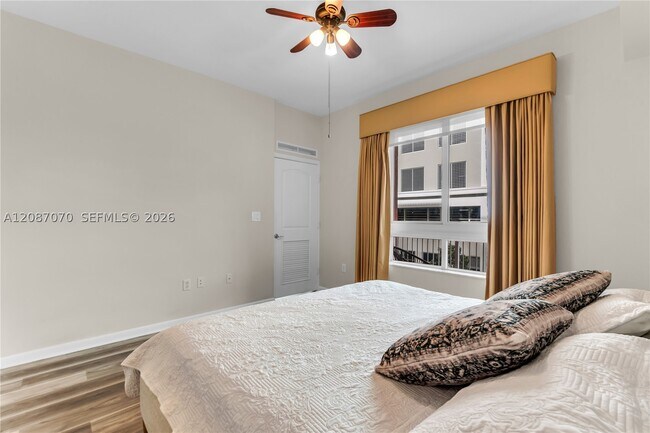 Building Photo - 7350 SW 89th St