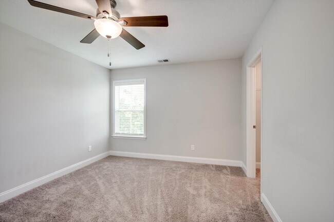 Building Photo - 2557 Traverse Trl