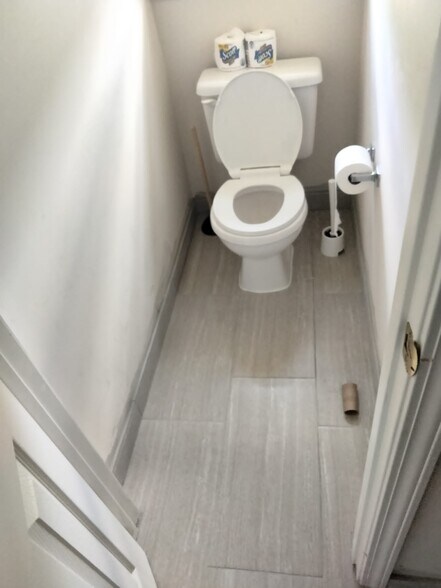 Updated baths - 2113 McKenzie Creek Dr