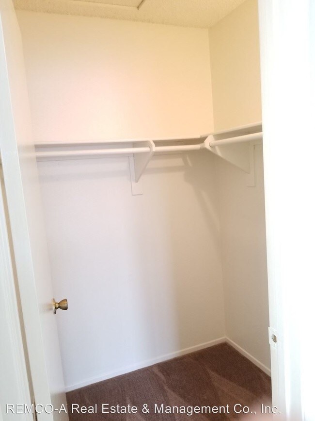 Building Photo - 845 Redondo Ave