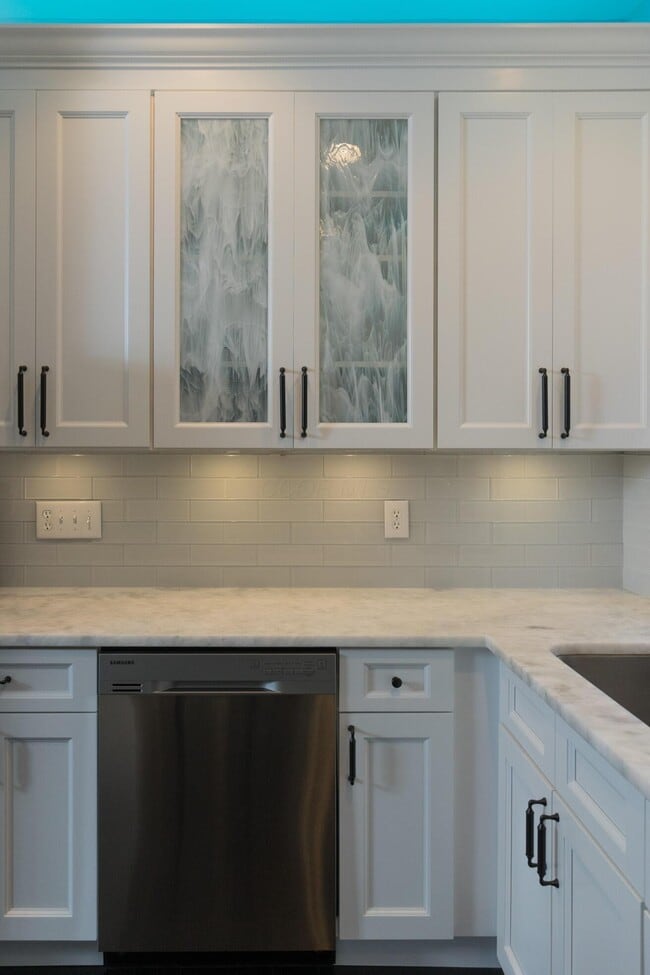 Building Photo - 1340 Oak St