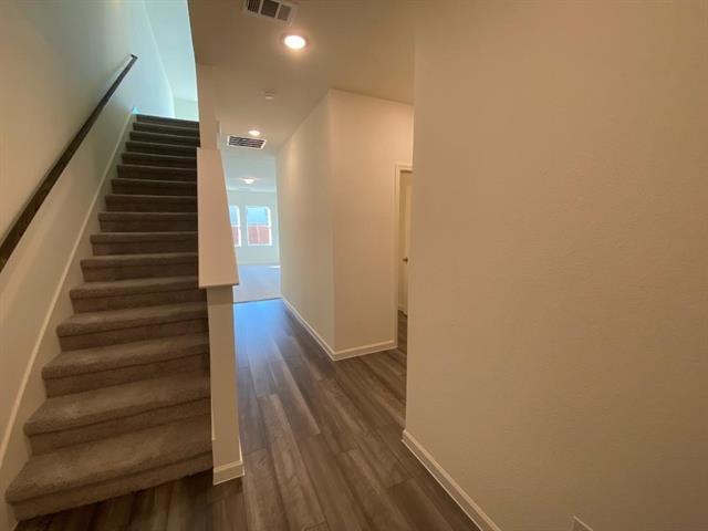 Building Photo - 623 Colgate Cir