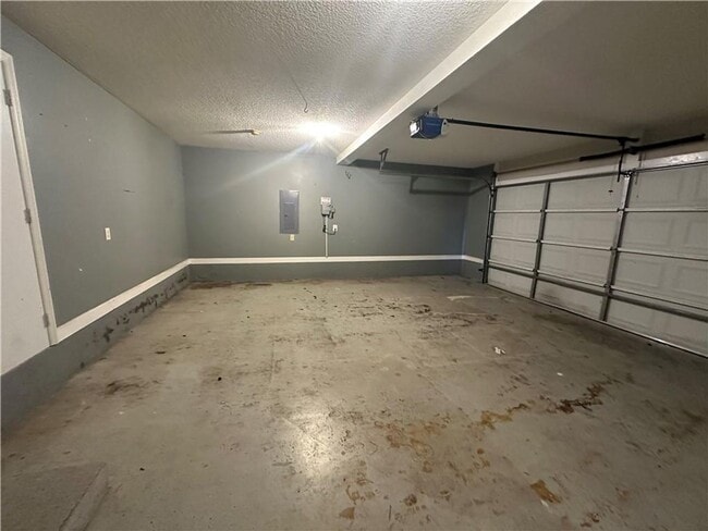 Building Photo - 235 Wellington Pl