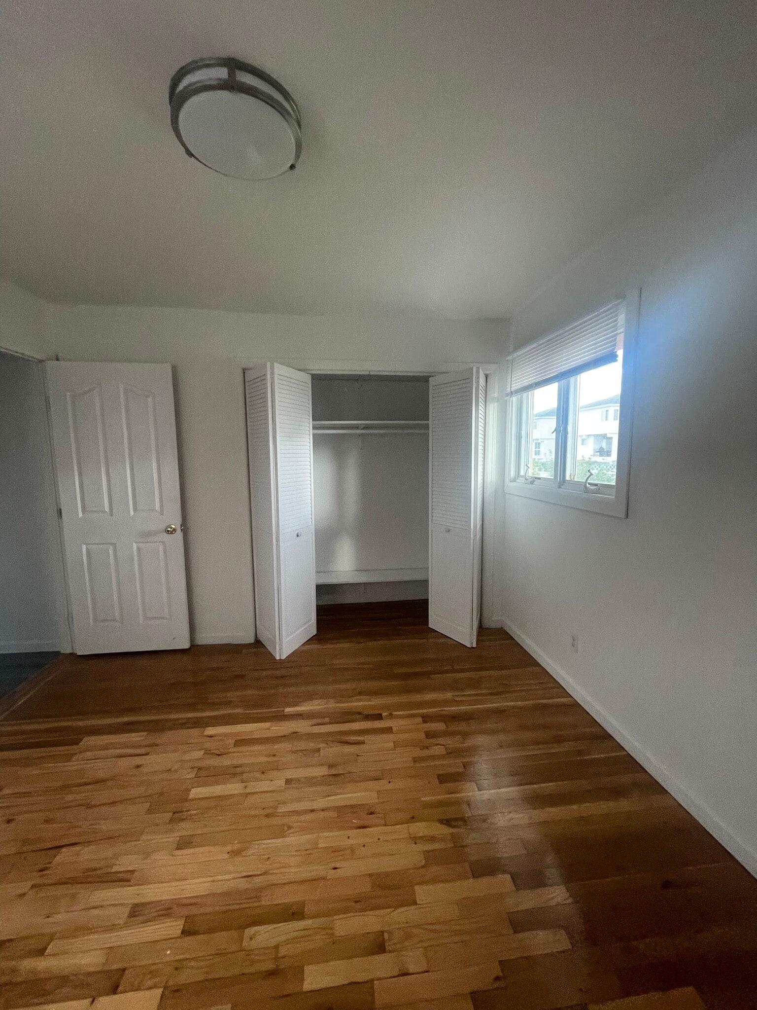 Building Photo - 360 Naughton Ave