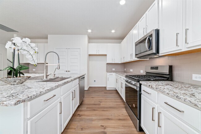 Building Photo - 7731 Coral Ky Dr