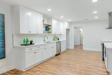 Building Photo - 1702 Bristol Ct N