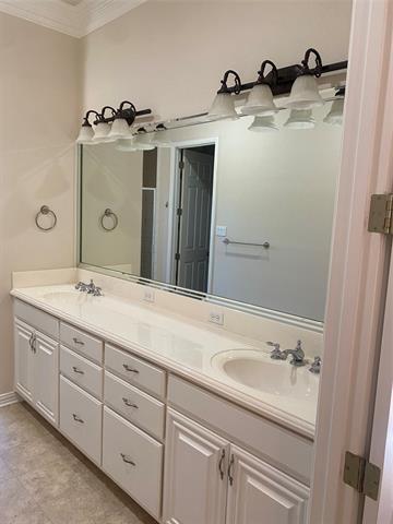 Building Photo - 5026 Santa Elena Ct
